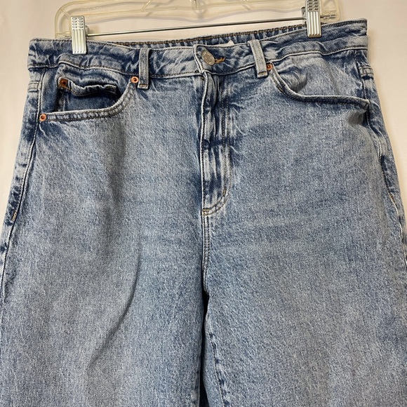 Garage High Rise Stonewashed Mom Jeans - Picture 2 of 9